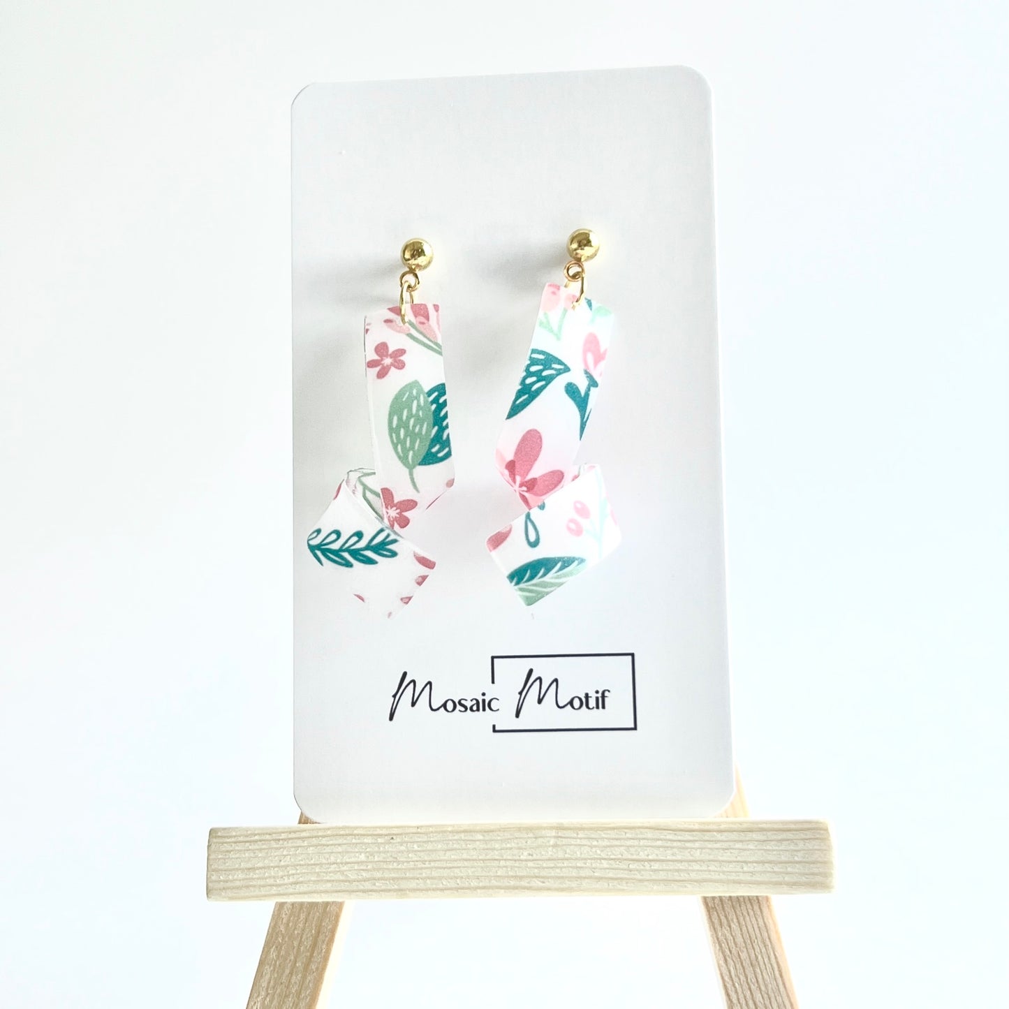 Spiral dangle earrings (Spring)