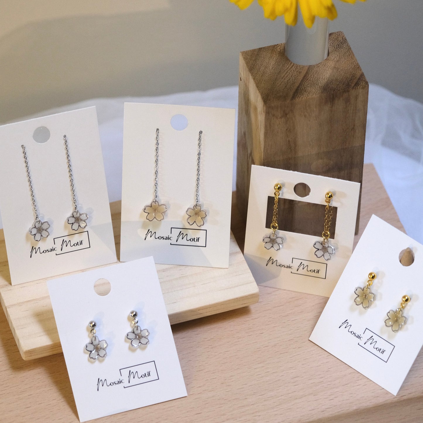 Floral earnings - earring back (multiple colours)