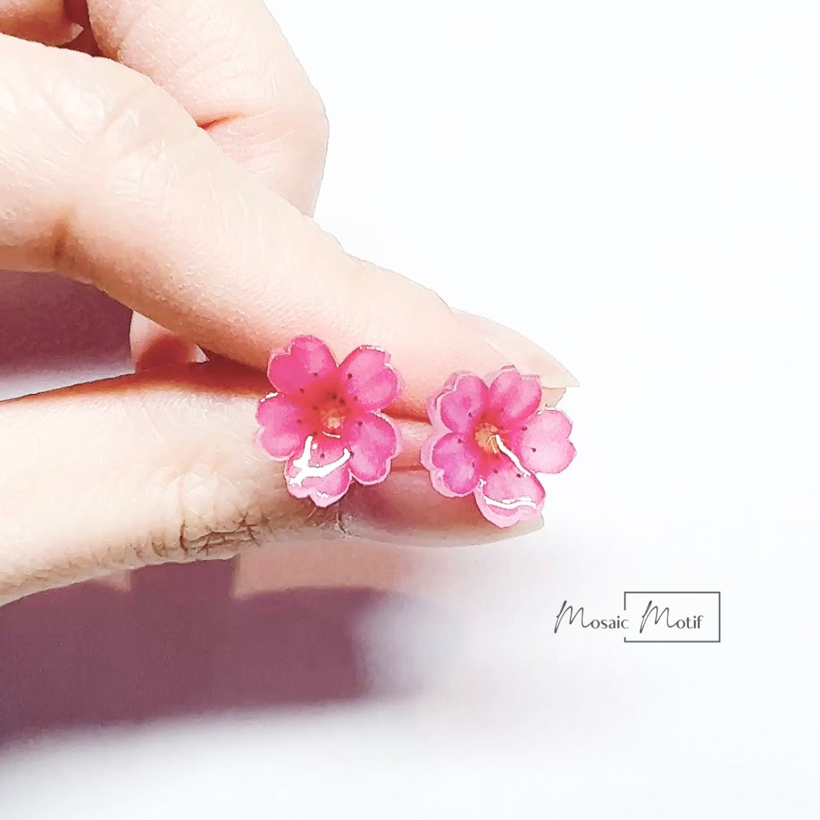 Floral earnings - stud (multiple colours)