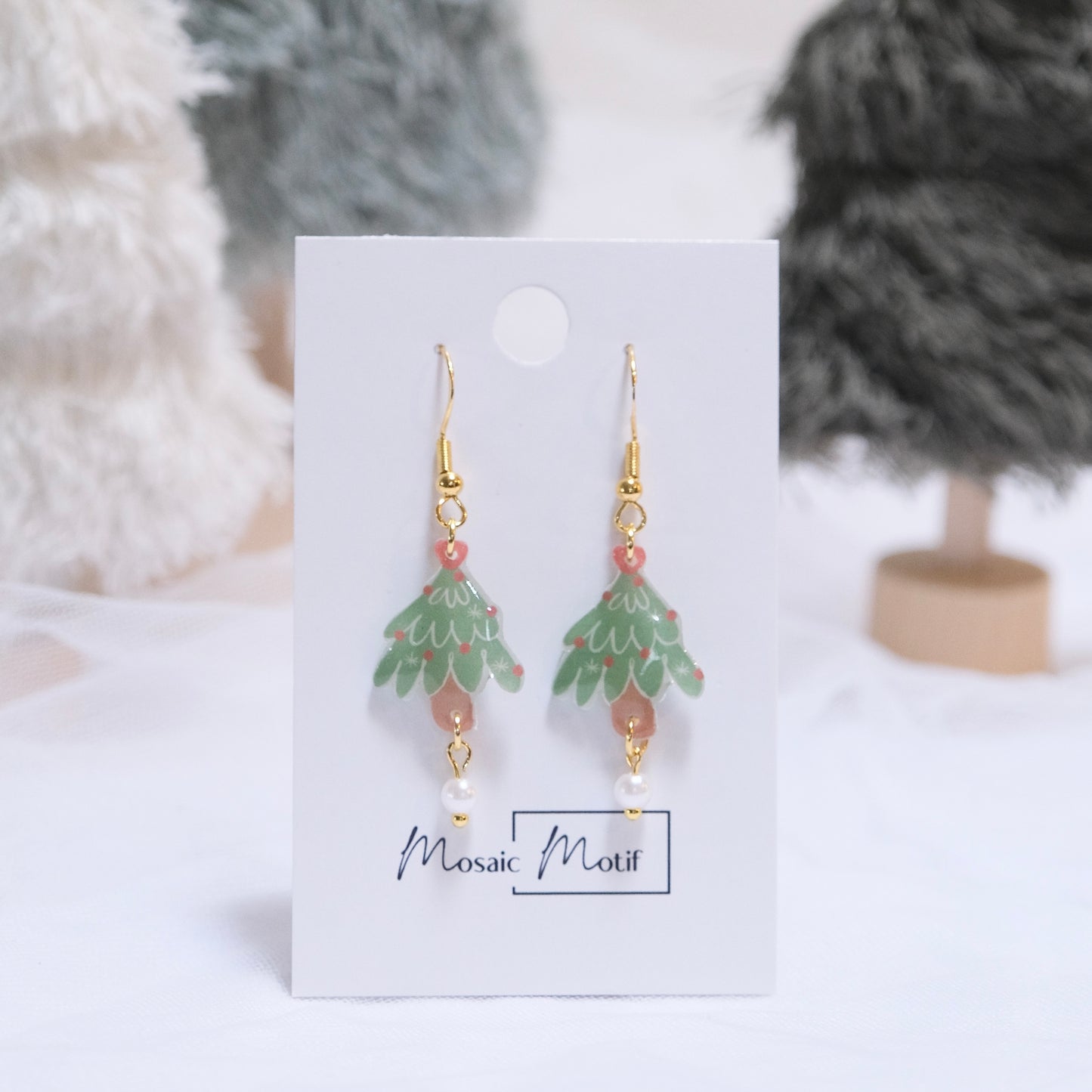 Xmas Tree earrings - pearl