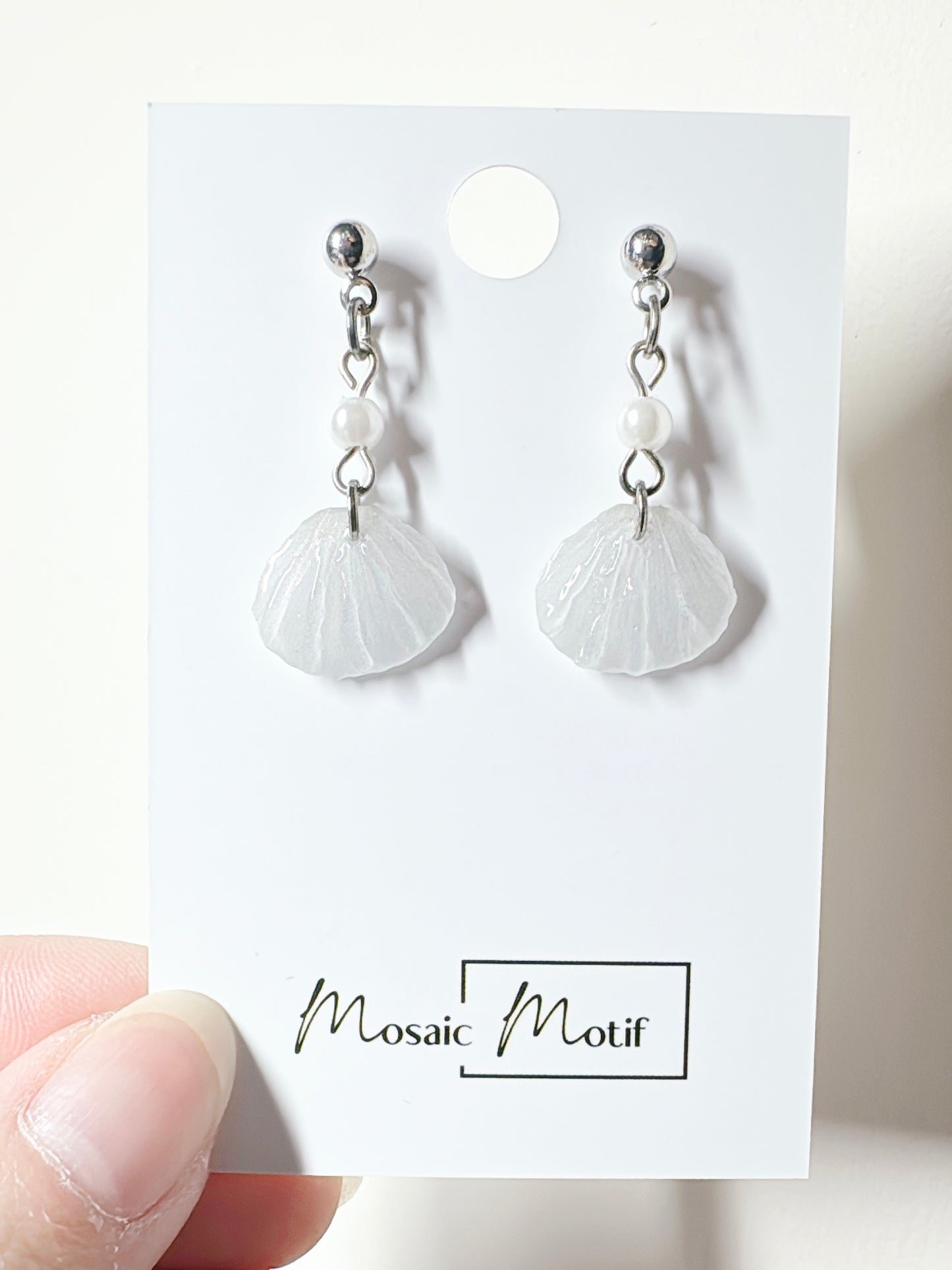 Pearl shell earrings (multiple styles)