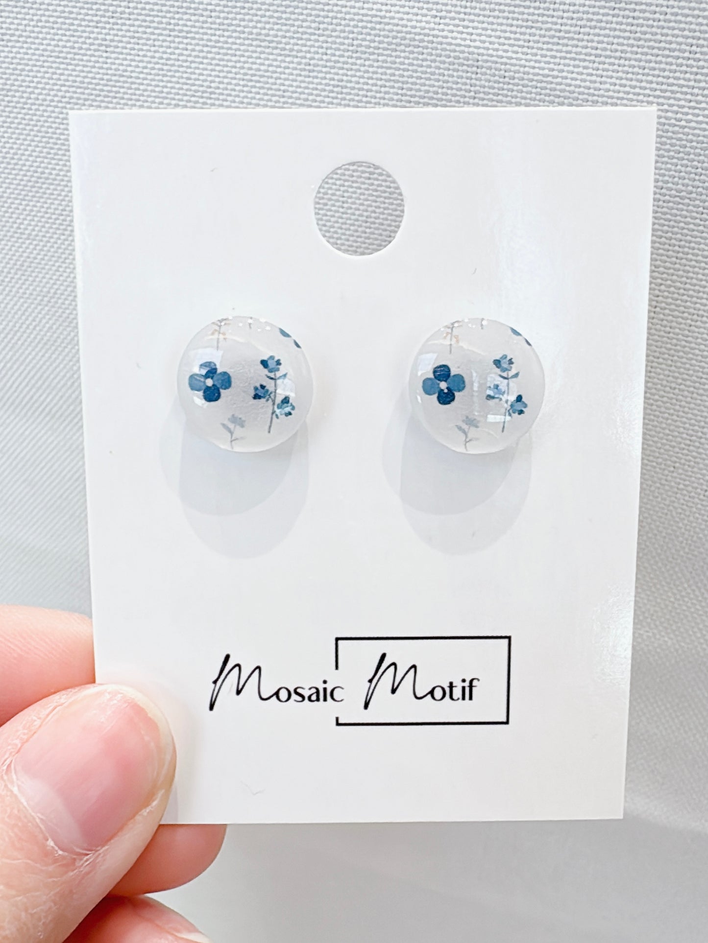 Floral stone stud earrings (multiple colours)