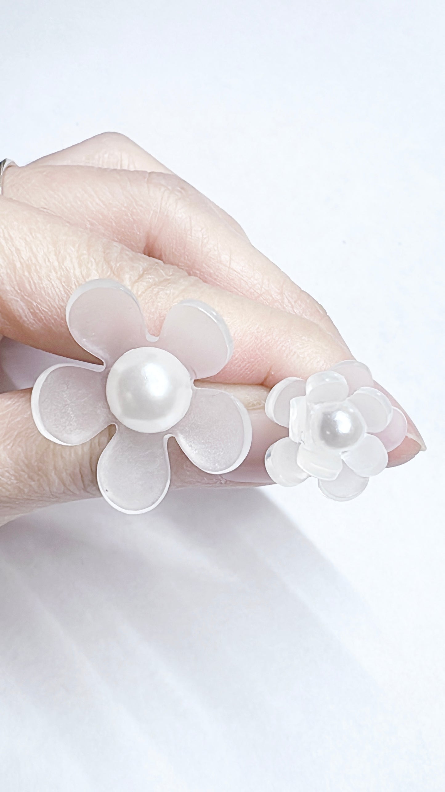 Floral 3D stud earrings - Camellia (multiple colours)