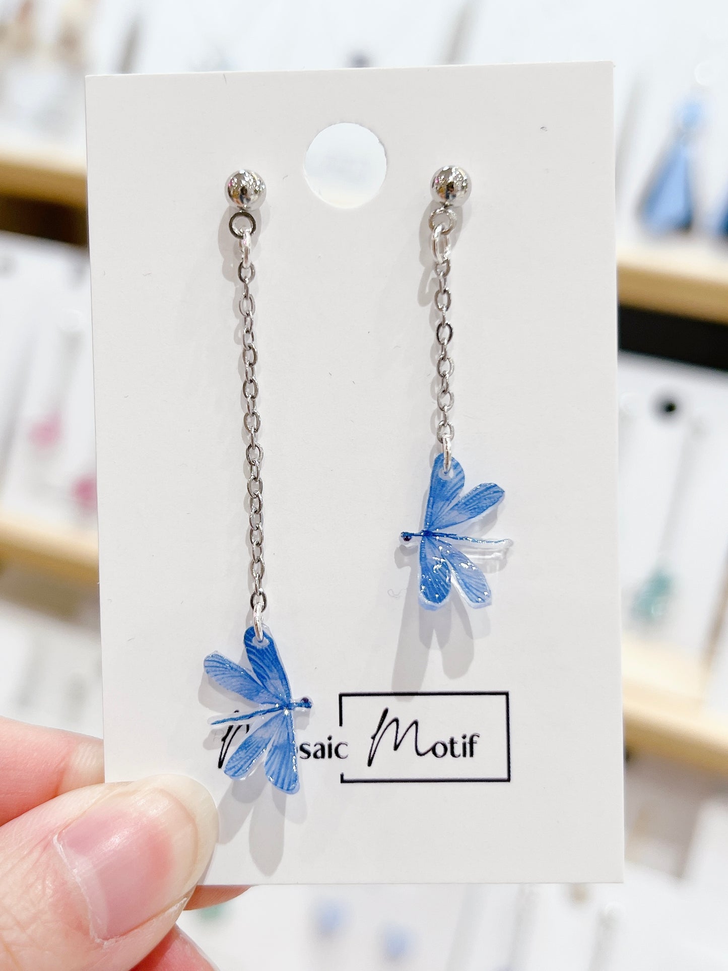 Dragonfly dangle (multiple colours)