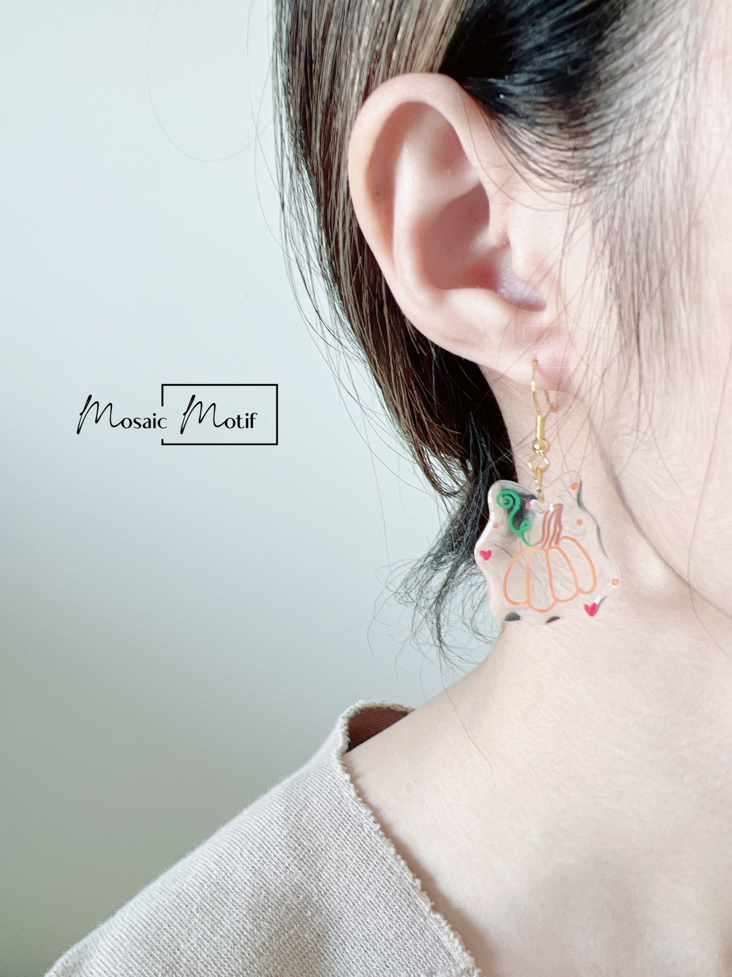 (🎃) Halloween Pumpkin doodle dangle earrings