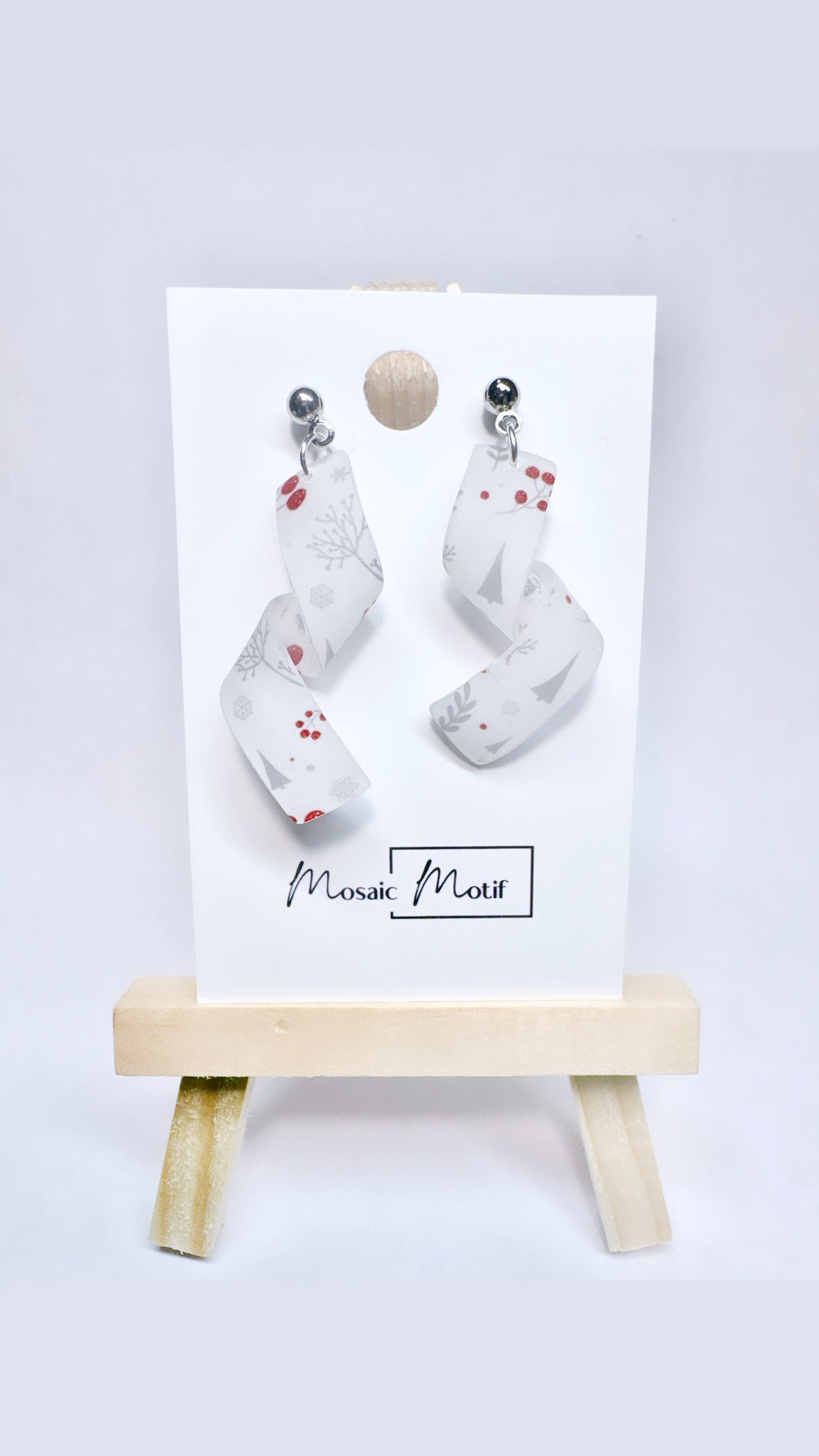 Spiral dangle earrings (Winter vibe)