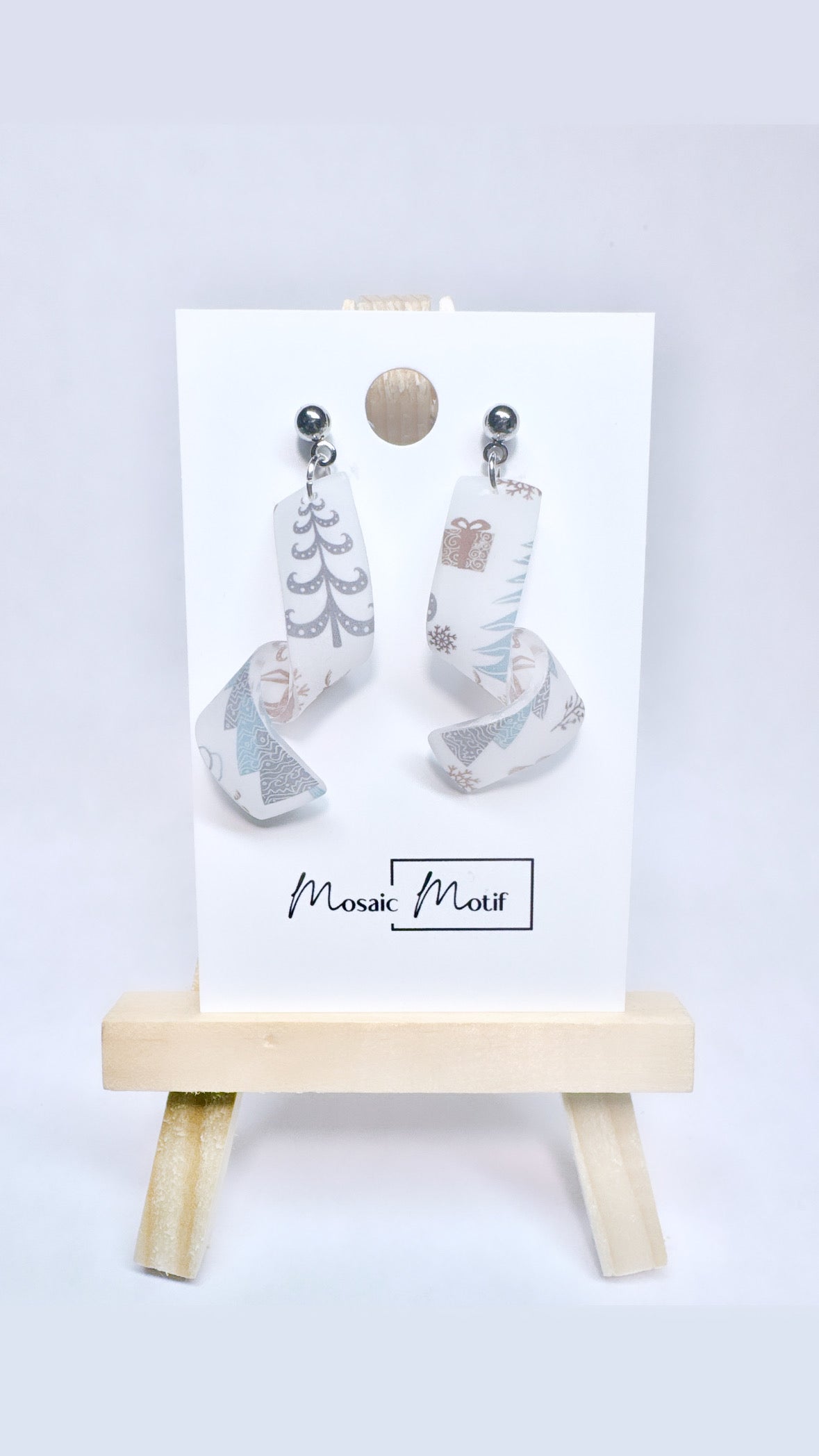 Spiral dangle earrings (Winter vibe)