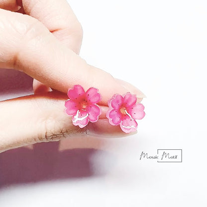 Floral earnings - stud (multiple colours)