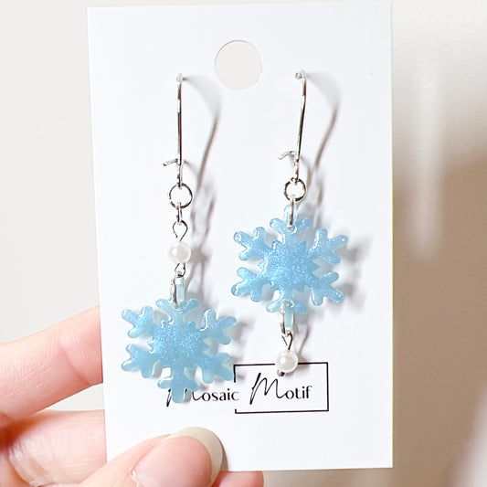 Xmas snowflake pearl dangle