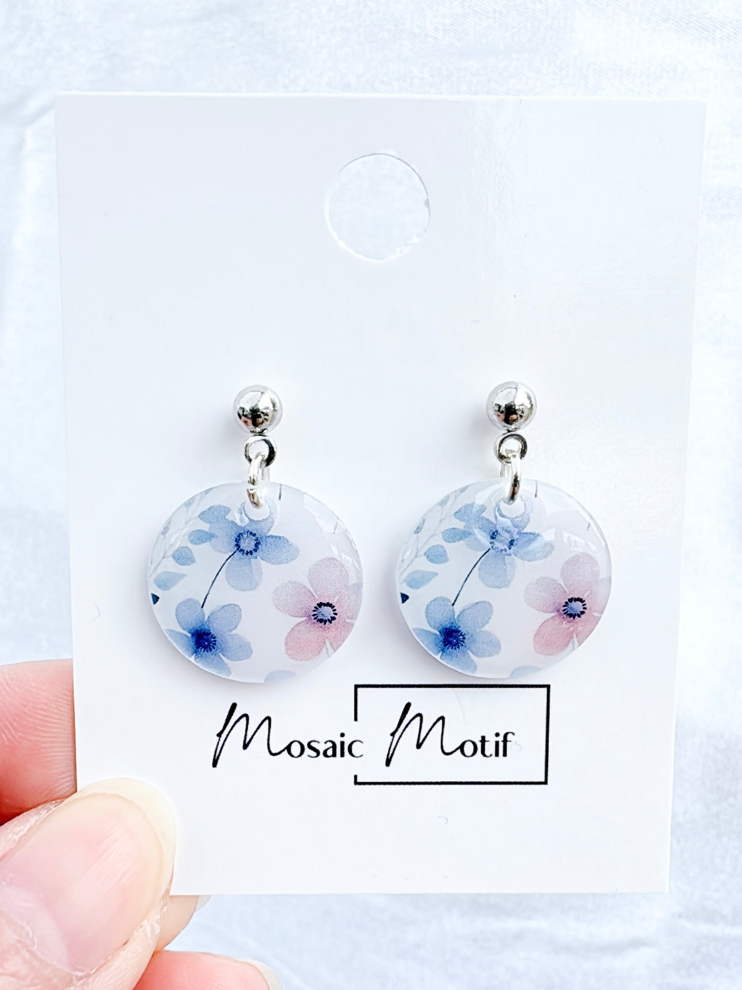 Floral stone dangle (multiple colours)