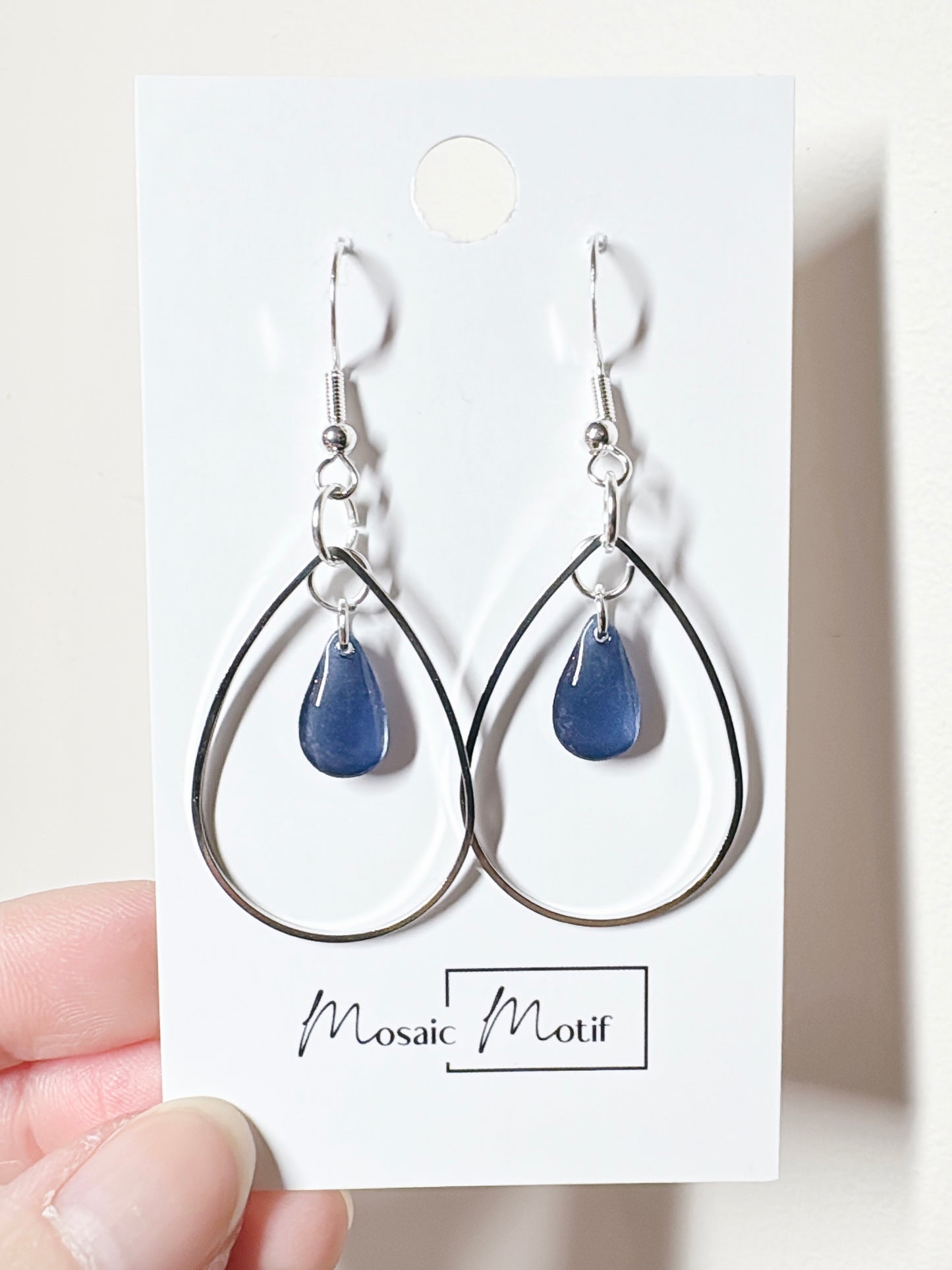 Waterdrop ring dangle (multiple colours)