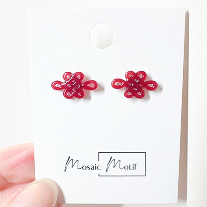 CNY - Love knot stud earrings