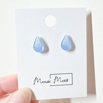 Waterdrop stud earrings