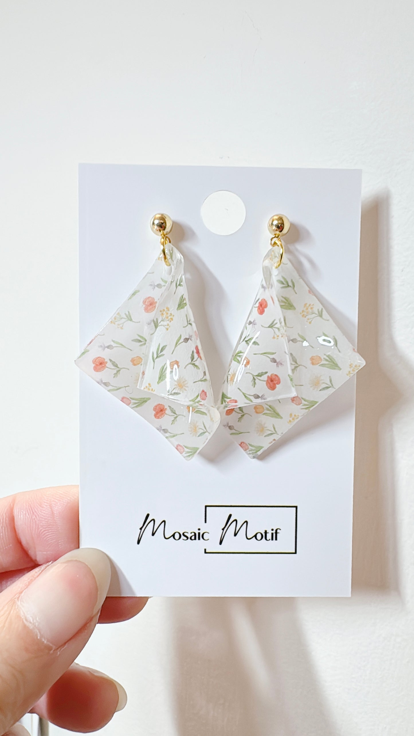 Handkerchief dangle (Spring)