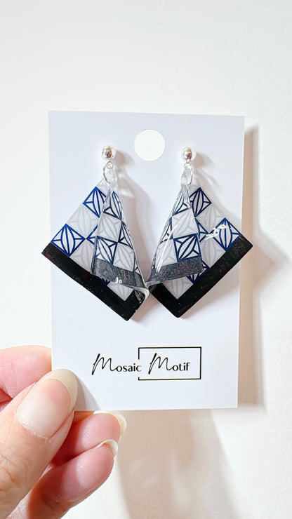 Handkerchief dangle earrings (Vintage)