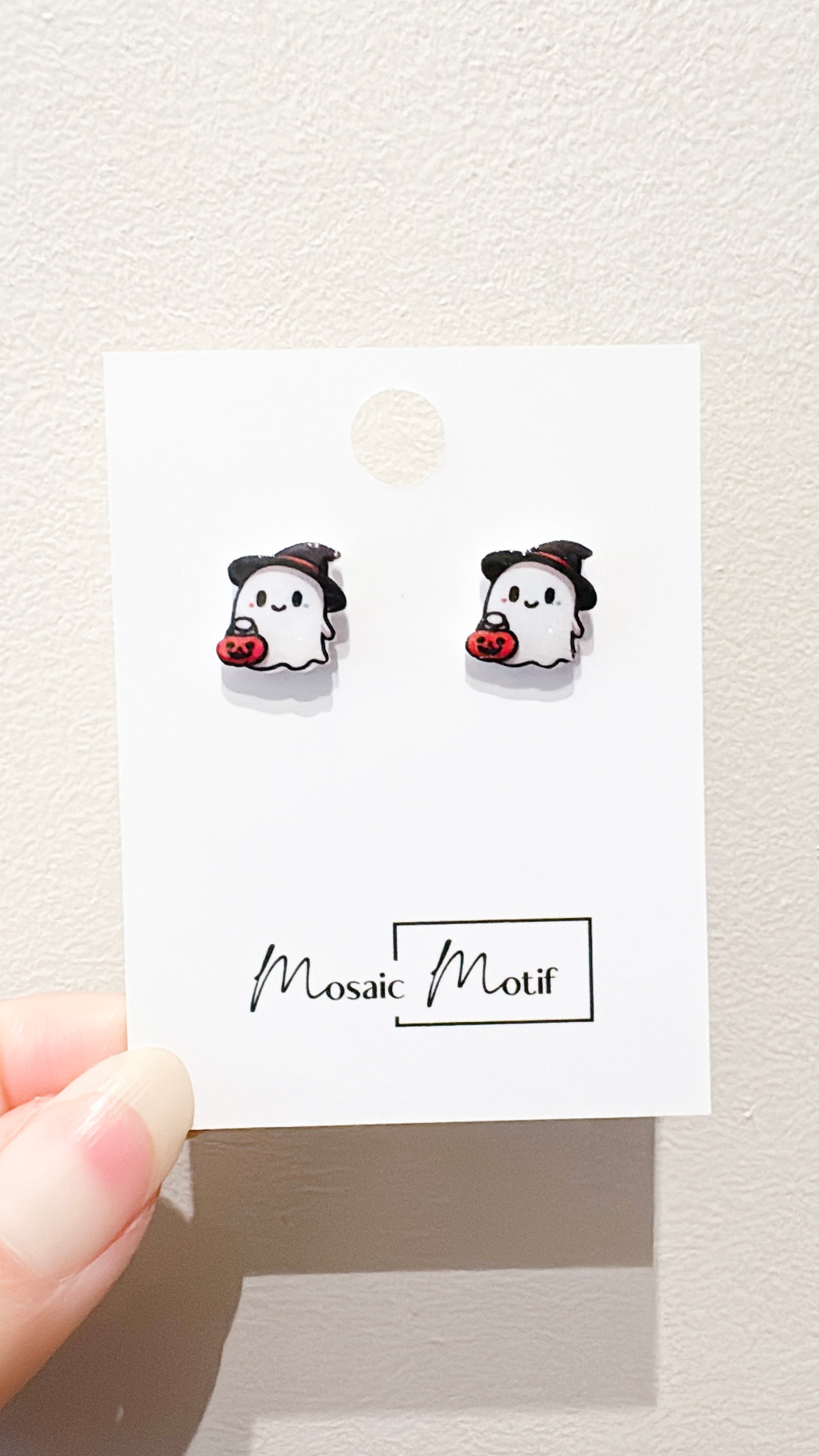 Halloween stud earrings - Boo Witch