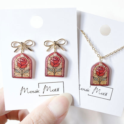 Rose in the Glass Sparkle (necklace)