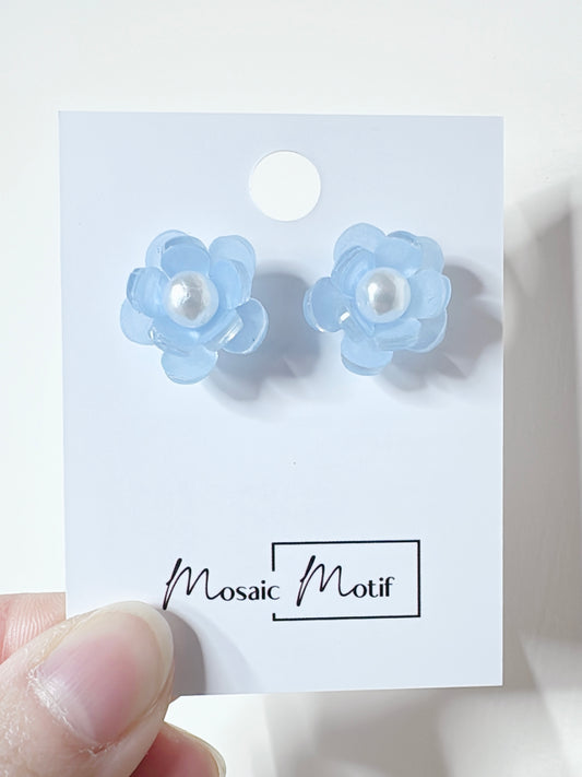 Floral 3D stud - Camellia (multiple colours)