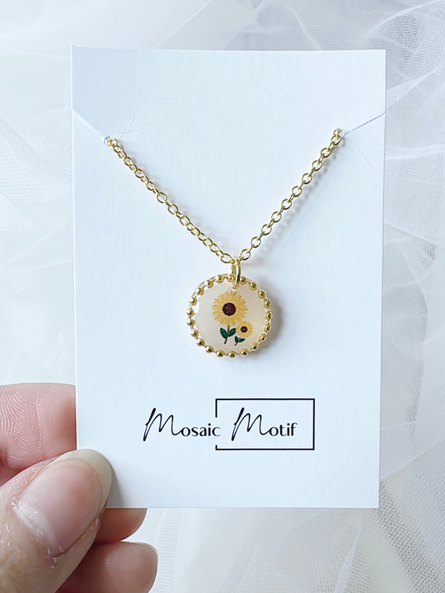 Floral Vintage gift set (earrings, necklace, ring)
