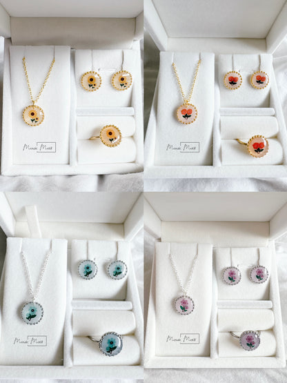 Floral Vintage gift set (earrings, necklace, ring)